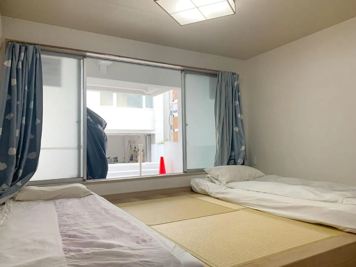 Ikebukuro 11 Min Walk池袋中心地带#高速无限制网 # 半地下室房间 #1F Apartment Tokyo